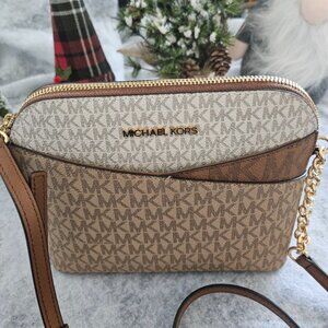 Michael Kors Jet Set Travel Medium Signature Dome Crossbody (NWT)